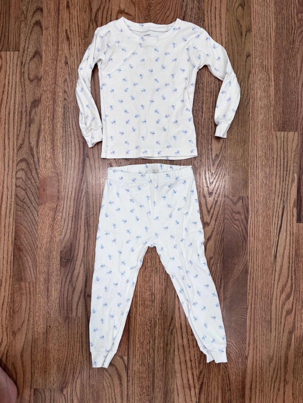 Sofia Grainge x Amazon Light Blue and White Bunny Pajamas, Size 18-24 Months